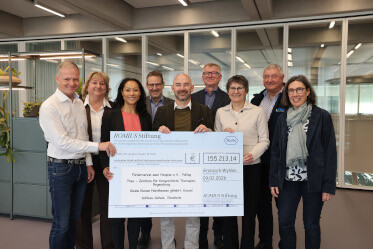 Roche verdoppelt Mitarbeiterspenden für blinde und schwerkranke Kinder: